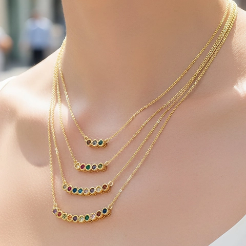 Collana in Rame Stile Caramelle Arcobaleno Coreana Lusso Leggero Con Zirconia Colorata Intarsiata Oro 18K Catena della Clavicola Donna