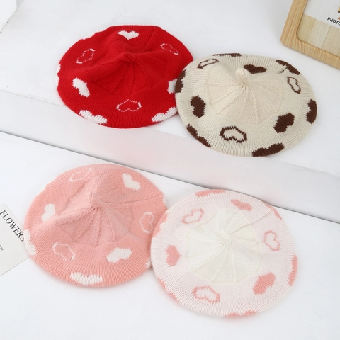 Béret Tricoté Pour Enfants Motif Coeur Chaud Automne Hiver Bonnet Peintre Pour Bébés Filles Style Princesse Doux