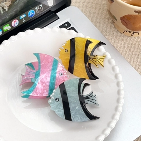 Pince À Cheveux Poisson Tropique Acétate Künstliche Perle Décoration Animal Marin Shark Clip Pour Femmes Filles Élégant Mode Style Océan