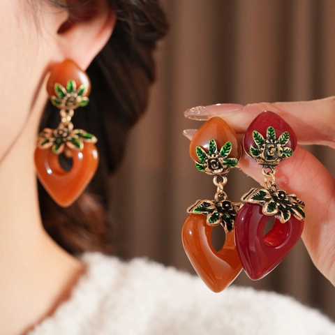 Boucles D'oreilles Coeur En Résine Vintage Avec Tige En Argent Alliage Fleur Feuille Émail Creux Fraise Bijoux Pour Femmes