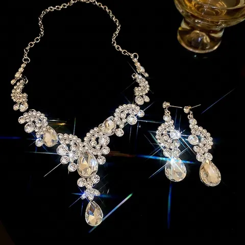 Rhinestone Waterdruppel Ketting En Oorbellen Sieraden Legering Zirkoon Bruiloft Avondfeest Dames Luxe Mode