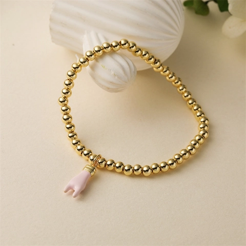 Mode Vergulde Koperen Kralen Armband Met Kleurrijke Emaille Gebaren Hanger Elastische Stretch Sieraden Voor Dames