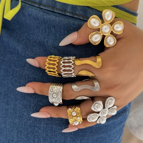 316 Stainless Steel Ring Vintage Hammered Texture Flower Shape Imitation Artificial Pearl PVD Gold Plated Fashion For Women