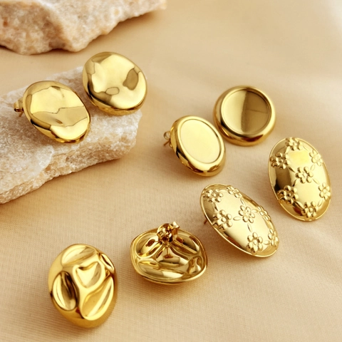 Roestvrijstalen Oorbellen Goud Verguld Vintage Gehamerde Textuur Bloemenrelief Geometrische Studs Voor Dames