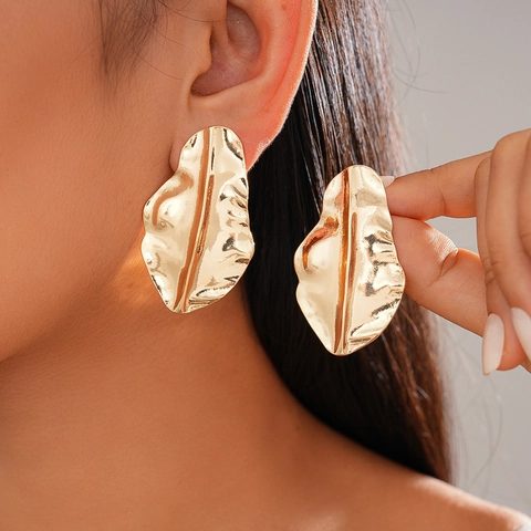 Irregular Wrinkled Leaf Stud Earrings Metallic Minimalist Niche Design Alloy Statement Jewelry With Silver Earring Post