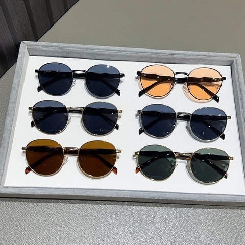 Vintage Round Sunglasses Metal Plastic Frame UV400 Protection Retro Phantos Style Fashion Eyewear Optical Frame Women Men