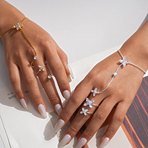 Moda Zirconia Fiore Catena Mano Bracciale Rame Intarsiato Tondo Hand Harness Personalizzato Lusso Leggero Donna Gioielli Regalo