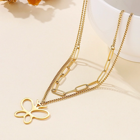 Collier Multi Couches Acier Inoxydable Pendentif Papillon Creux Chaîne Trombone Bijoux Esthétiques Minimalistes Femmes