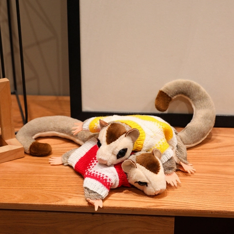 Sugar Glider Plüschtier Realistische Flughörnchen Puppe Gestrickter Gestreifter Pullover Magnetische Weiche Stofftier