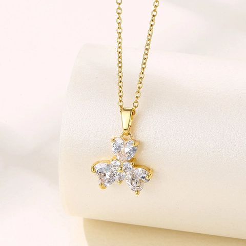 Collar Con Colgante De Trébol De Acero Inoxidable Circonita Cúbica En Forma De Corazón Cadena De Clavícula Dorada Para Mujeres