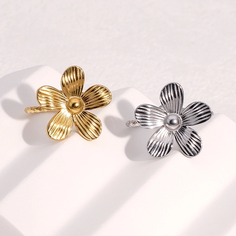 Anillo Abierto De Flor Estilo Francés Acero Inoxidable Chapado En Oro De 18K Ajustable Pétalo Texturizado Joyería Para Mujer