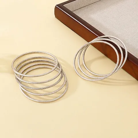 Roestvrijstalen Stapelarmbanden Oud Zilver Mat Minimalistisch Meerlagig Geborsteld Rond Retro Mode Voor Dames