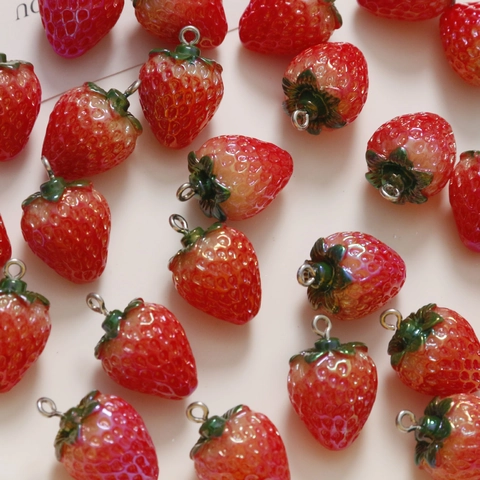 Strawberry Fruit Resin Pendants With Metal Loop For DIY Earrings Necklace Keychain Jewelry Making Craft Accessories
