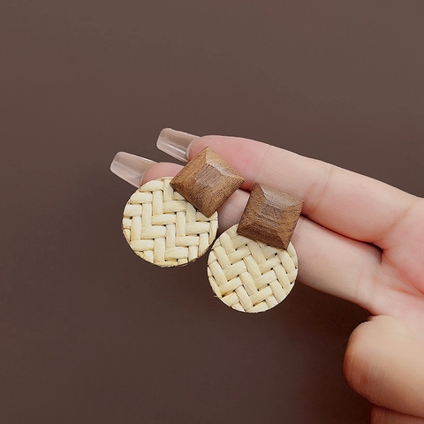 Handgefertigte Holz Gewebte Stroh Runde Ohrstecker Mit Silver Earring Post Retro Boho Pastoral Stil Ethnisch Schmuck Damen