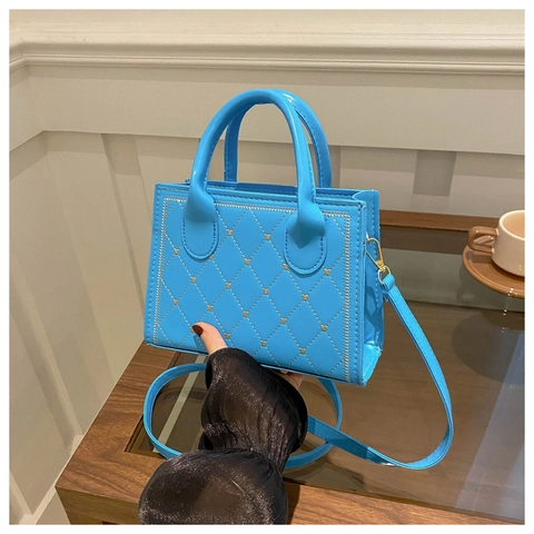 Quilted Diamond Pattern Handbag Women Heart Embroidery PU Leather Crossbody Shoulder Bag Trendy Square Elegant Versatile