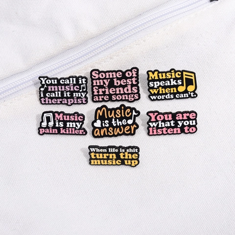 Muziek Citaat Emaille Pins Grappige Motiverende Letters Broche Legering Badge Voor Rugzak Kleding Decor Heren Dames Accessoire
