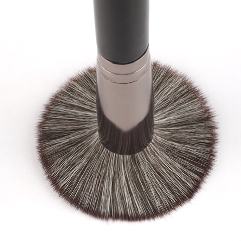 Professional Angled Contouring Brush Synthetic Fiber Soft Face Sculpting Tool With Wooden Handle For Bronzer Shadow Makeup