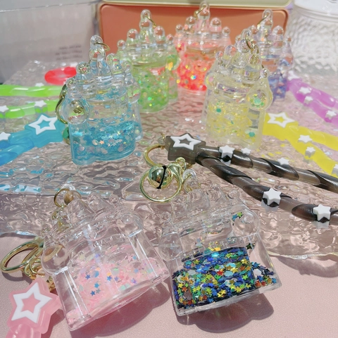 Castle Liquid Quicksand Keychain Acrylic Floating Glitter Keyring With Star Strap Bell For Schoolbag Ornament Cute