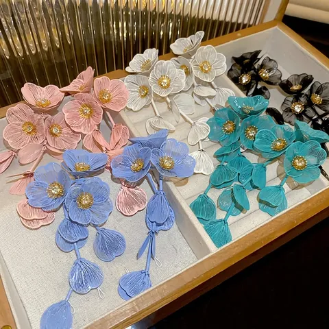 Orecchini Pendenti Con Fiori E Nappine Esagerati Eleganti Gioielli In Rame Con Zircone E Perno In Acciaio Da Donna