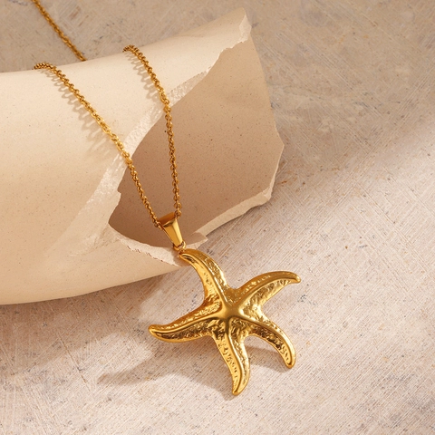 Starfish Pendant Necklace Stainless Steel Hammered Texture Gold Plated Beach Vacation Jewelry For Women Trendy Nautical Style