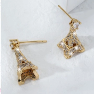 Luxury Copper Eiffel Tower Stud Earrings For Women Shiny Rhinestone Inlaid Gold Silver Rose Gold Paris Tower Jewelry Gift