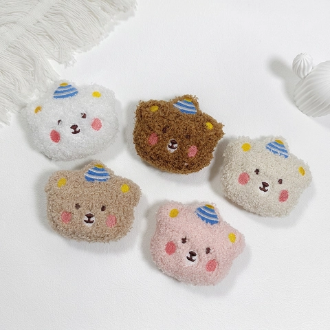 Simpatica Spilla Orsetto Di Peluche Cartone Animato Distintivo Lana Agnello Ricamata Accessorio Abbigliamento Decorazione Cappello Borsa Animale
