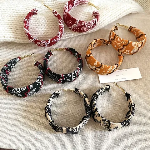 Fabric Wrapped Hoop Earrings With Silver Earring Post Bandana Paisley Print C-Shape Boho Ethnic Style For Women