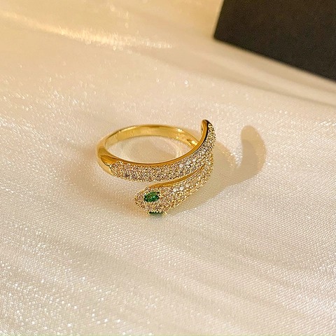 Slangenvorm Open Ring Verguld Koper Met Zirkonia Groene Edelsteenogen Verstelbare Wikkelring Mode Sieraden Voor Dames