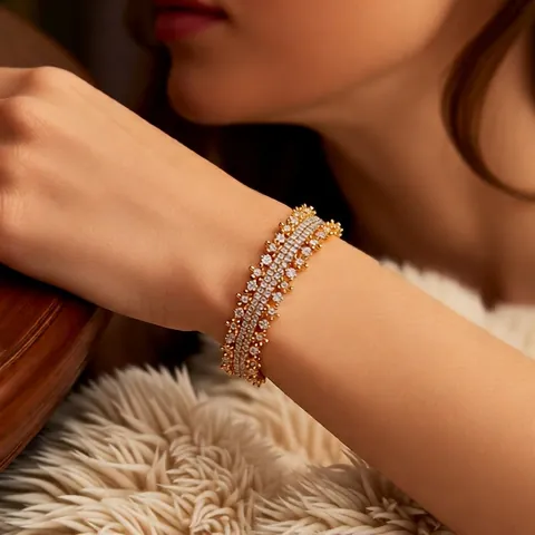 Luxury Copper Bangle For Women With Zircon Micro Pave Hollow Round Crown Edge Retro Elegant Jewelry