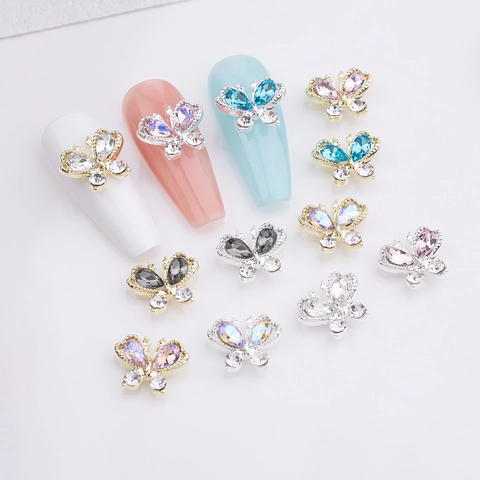 3D Schmetterling Nagelkunst Charms Legierung Glas Strass Luxus Glänzende Nageldekoration Zubehör Süßer Schmuck Für Frauen