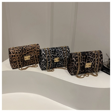 Vintage Leopard Print PU Leather Shoulder Bag With Gold Chain Strap Fashion Square Crossbody Bag For Women Daily Party