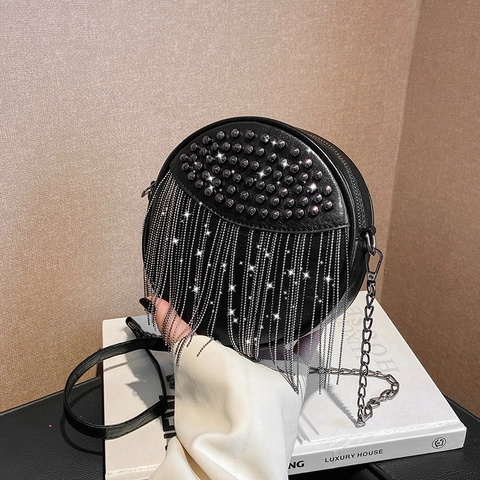 Sac Bandoulière Rond Noir Cuir PU Clouté Avec Franges En Chaîne Métallique Longue Style Punk Rock Pour Femmes