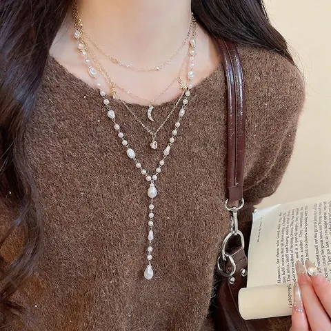 Mehrlagige Halskette Legierung Imitationsperle Strass Stern Mond Anhänger Elegant Vintage Stil Damen