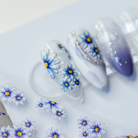 Autocollants Ongles Relief 3D Marguerites Bleues Auto-Adhésifs Décalcomanies Florales Pour Décoration De Manucure DIY