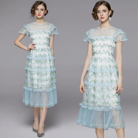 Robe Midi Élégante En Mesh Bleu Clair Avec Broderie Florale Manches Courtes À Volants Taille Haute Jupe Étagée Pour Femmes