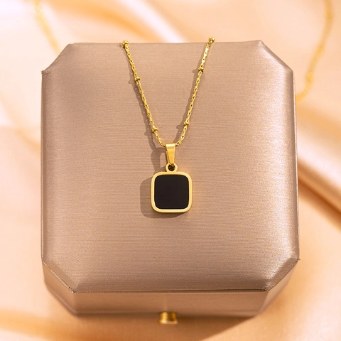 Minimalist Stainless Steel Square Black Pendant Necklace 18K Gold Plated Clavicle Chain Geometric Jewelry For Women