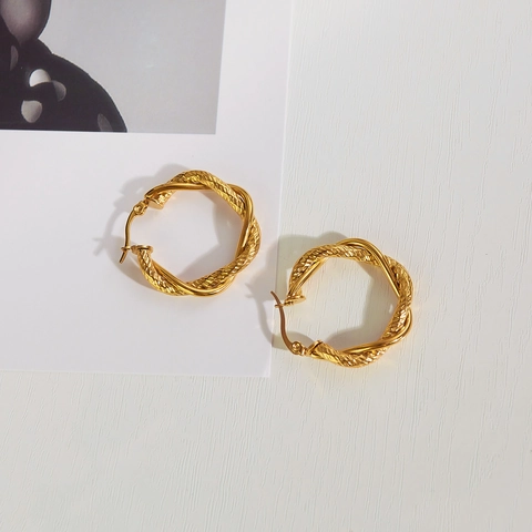 Fashion Stainless Steel Gold Plated Twisted Hoop Earrings For Women Minimalist Cable Design Geometric Round Jewelry Gift