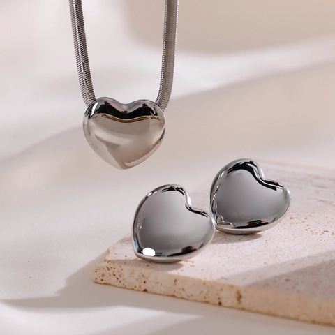Puffy Herz Anhänger Halskette Und Ohrstecker Edelstahl Poliertes Metall Schlangenkette Modeschmuck Für Damen