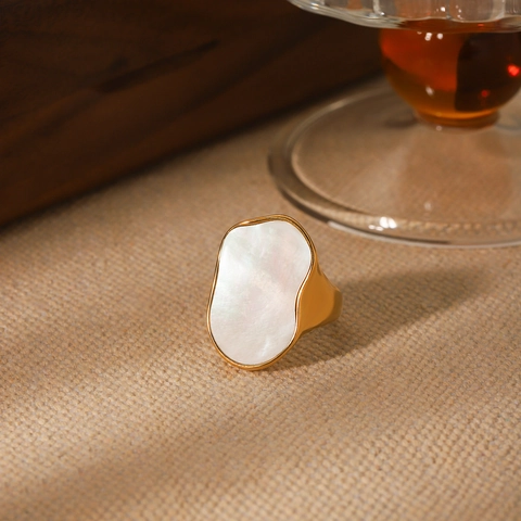 Anello Geometrico Irregolare In Acciaio Inossidabile Placcato Oro Con Intarsio In Madreperla Bianca Stile Vintage Da Donna