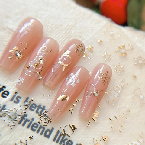 Christmas Nail Art Stickers Gold Silver Foil 3D Relief Snowflake Snowman Bow Self Adhesive Festive Manicure Decoration