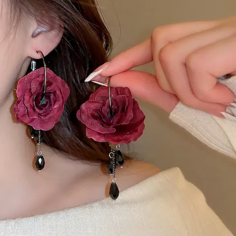 Orecchini Pendenti A Fiore Rosa In Tessuto Romantico Vintage Con Perline Di Vetro Nere E Perno In Argento Sterling 925