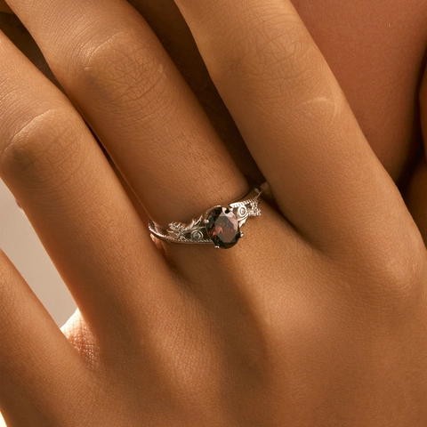 Vintage Ring Mit Ovalem Roten Zirkon 925 Sterlingsilber Exquisites Florales Rankendesign Für Damen Retro Eleganter Schmuck