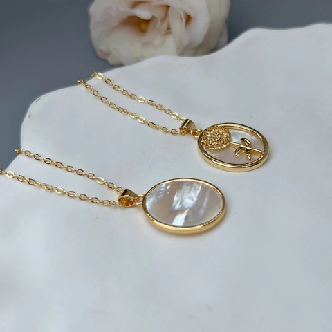 Oval Flower Pendant Necklace Copper 18K Gold Plated With Mother Of Artificial Pearl Shell Sunflower Relief Jewelry For Women