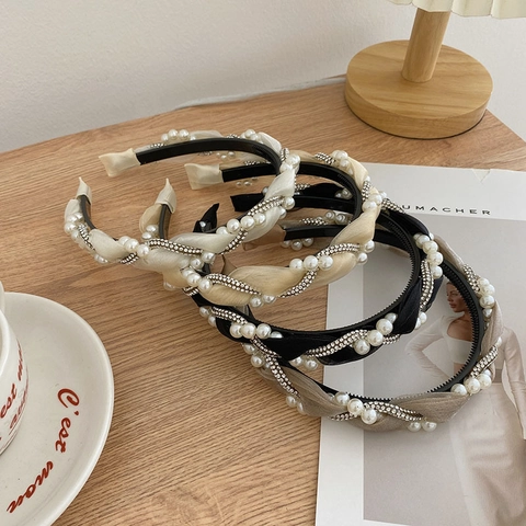 Womens Twisted Braided Headband With Artificial Pearls And Rhinestones Elegant Fabric Hair Hoop For Daily Decoration