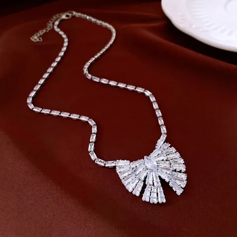 Elegante Collana E Orecchini Con Fiocco Rame Zircone Gioielli Di Lusso Scintillanti Per Donna Accessorio Di Moda Regolabile