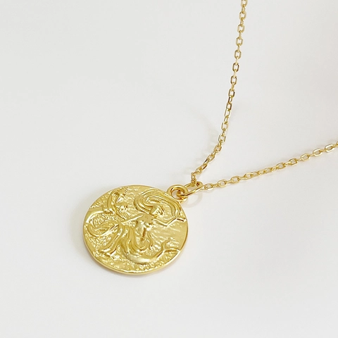 Collar Medallón Sirena Plata De Ley 925 Chapado En Oro 18K Colgante Relieve Moneda Vintage Joyería Retro Mujer