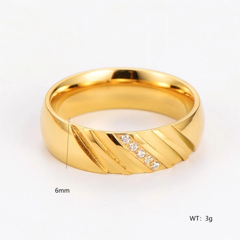 Anillo De Acero Inoxidable Minimalista Con Rayas Diagonales E Incrustaciones De Circón Elegante Banda De Moda Para Mujeres