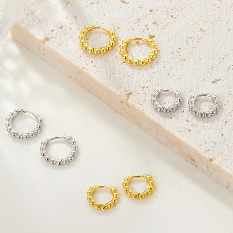 925 Sterlingsilber Beaded Hoop Ohrringe Für Damen Minimalistische Kleine Geometrische Runde Kugel Bubble Huggie Ohrringe Mode Schmuck
