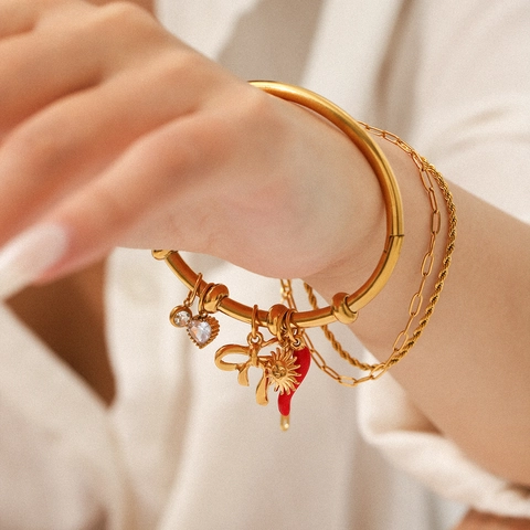 Bracciale Rigido Con Ciondoli In Acciaio Inossidabile Da Donna Placcato Oro Sole Fiocco Peperoncino Cuore Zircone Pendente Gioielli