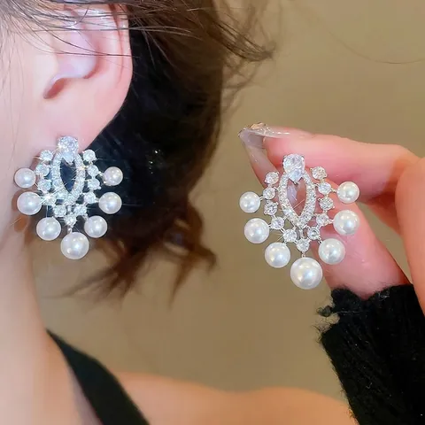 French Vintage Waterdrop Zirconia Artificial Pearl Stud Earrings For Women With Silver Earring Post Luxury Palace Style Jewelry